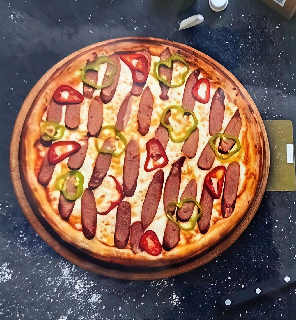 Пицца с сосисками